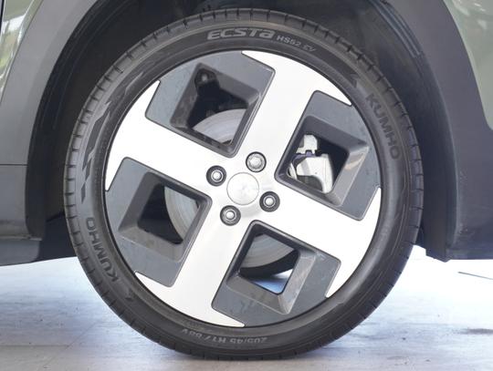 Hyundai INSTER Photo c910facd-5d35-4e15-841d-f76e4ad3e6fb.jpg