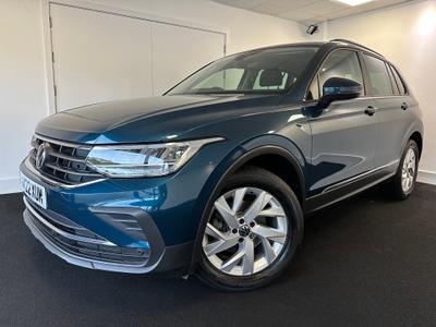 Used 2022 Volkswagen Tiguan AUTOMATIC 1.5 TSI Life SUV 5dr Petrol DSG Euro 6 (s/s) (150 ps) at Hodgson Car Sales