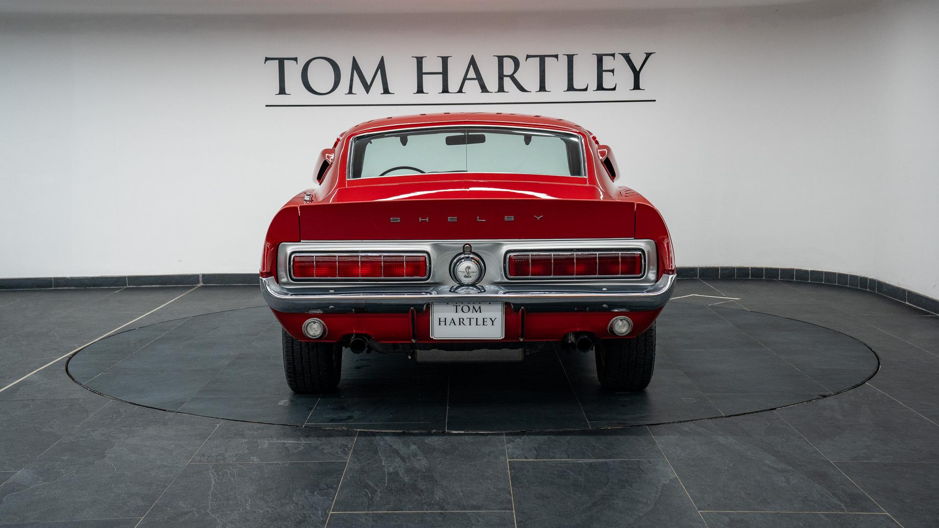Ford Mustang Photo c92697d9-387e-457d-9f9b-4a3ed33900d9.jpg