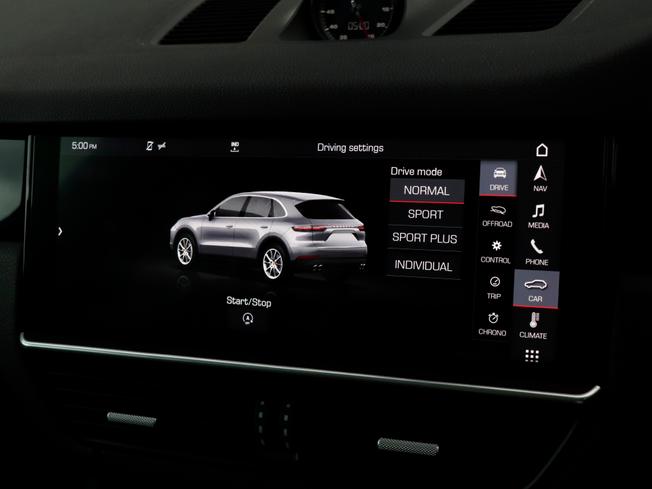 PORSCHE Cayenne Photo 28