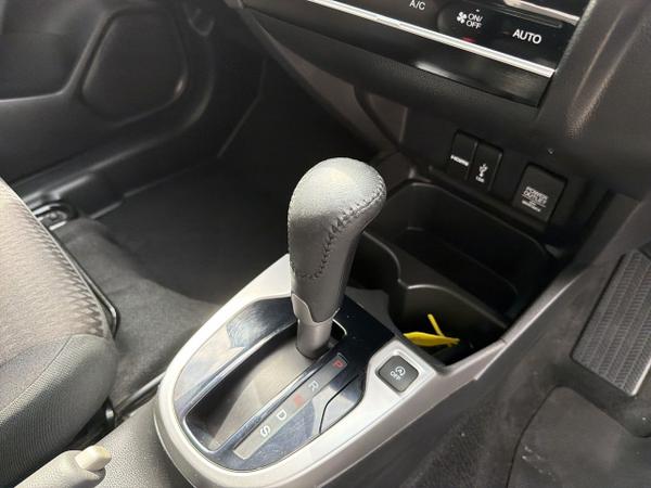 Honda Jazz Photo 23