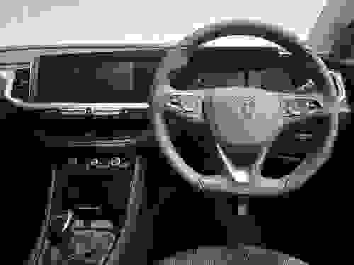 Vauxhall GRANDLAND Photo c95306a3-d0e5-40b5-a1ca-2adf69e57b2e.jpg