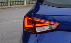 SEAT ARONA Photo 39