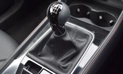 MG MOTOR UK HS Photo 24