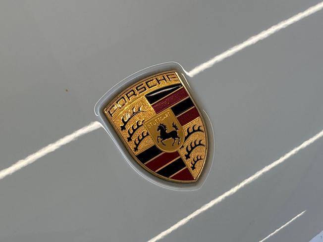 PORSCHE Macan Photo 44