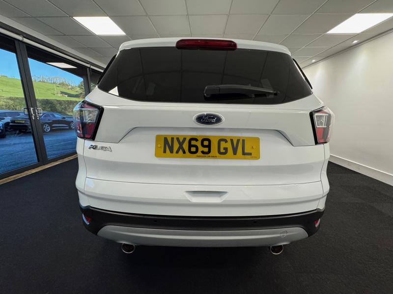 Ford Kuga Photo c982f3a2-6df7-44fc-9b84-6973197e4ce3.jpg
