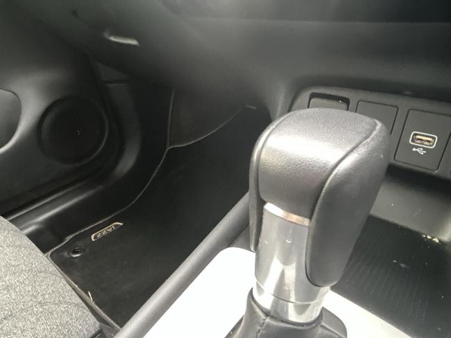 Honda Jazz Photo c9869197-4300-4cc2-943f-58d0fd49a769.jpg