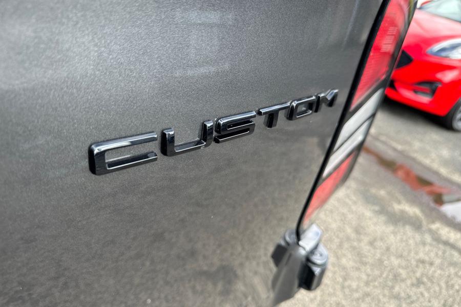 Ford TRANSIT CUSTOM Photo c98deced-b031-4928-a38d-fad28d0dd7ac.jpg
