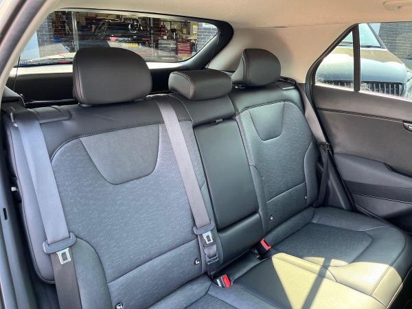 Kia Niro Photo c991af2f-9a36-4f1a-8eee-da3692c96dee.jpg