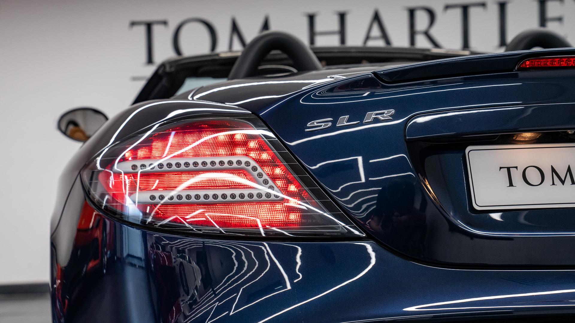 Mercedes-Benz SLR McLaren Photo c9942c73-5b49-4bf1-8af2-360dce30c206.jpg