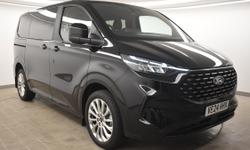 Ford TOURNEO CUSTOM Photo 0