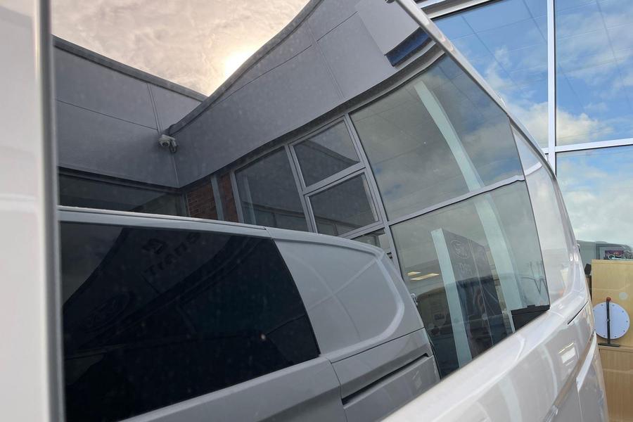 Ford TRANSIT CUSTOM Photo c9a29236-3989-4194-9bd5-d48de75dfd19.jpg