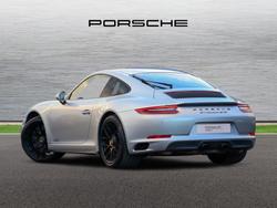 PORSCHE 911 Photo 2