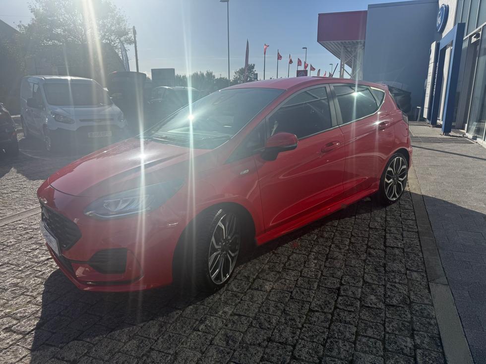 Ford Fiesta Photo c9af2656-f81c-443d-bf14-811284c3ee64.jpeg