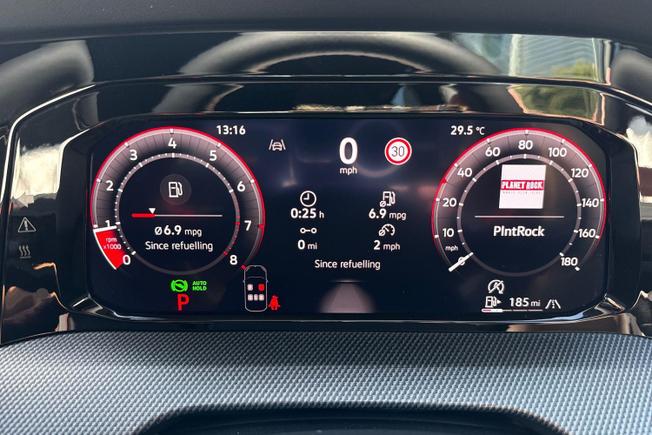 Volkswagen Golf Photo 16