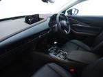 Mazda CX-30 Photo 9
