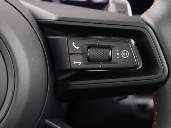 PORSCHE 911 Photo 30