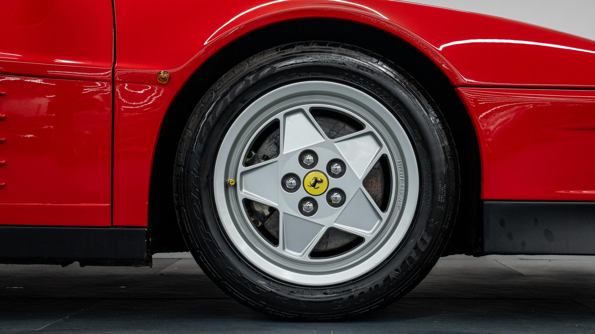Ferrari Testarossa Photo c9d367e3-4eb0-43c0-9f1b-9fdb9a6c0455.jpg