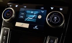 Jaguar I-PACE Photo 21