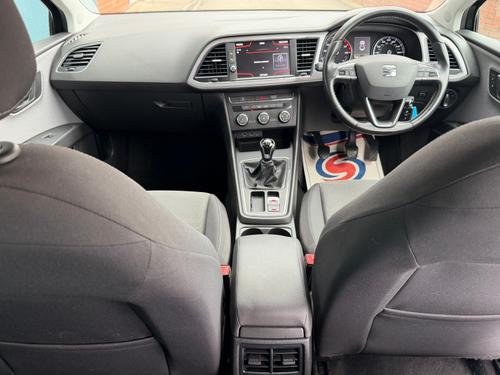 SEAT Leon Photo ca00ee32-c1eb-4010-87c7-ecee9bf186fb.jpeg