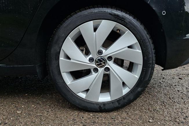 VOLKSWAGEN Golf Photo 5