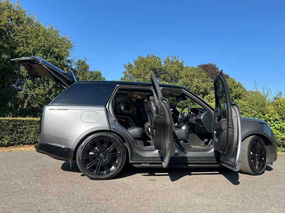 Used Land Rover Range Rover M8KNU 20