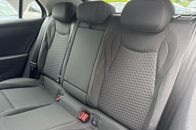 VOLKSWAGEN T-Roc Photo 20