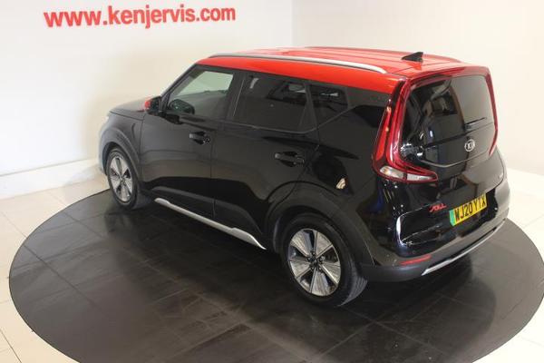 Kia Soul 64kWh First Edition SUV 5dr Electric Auto (201 bhp) Photo 4