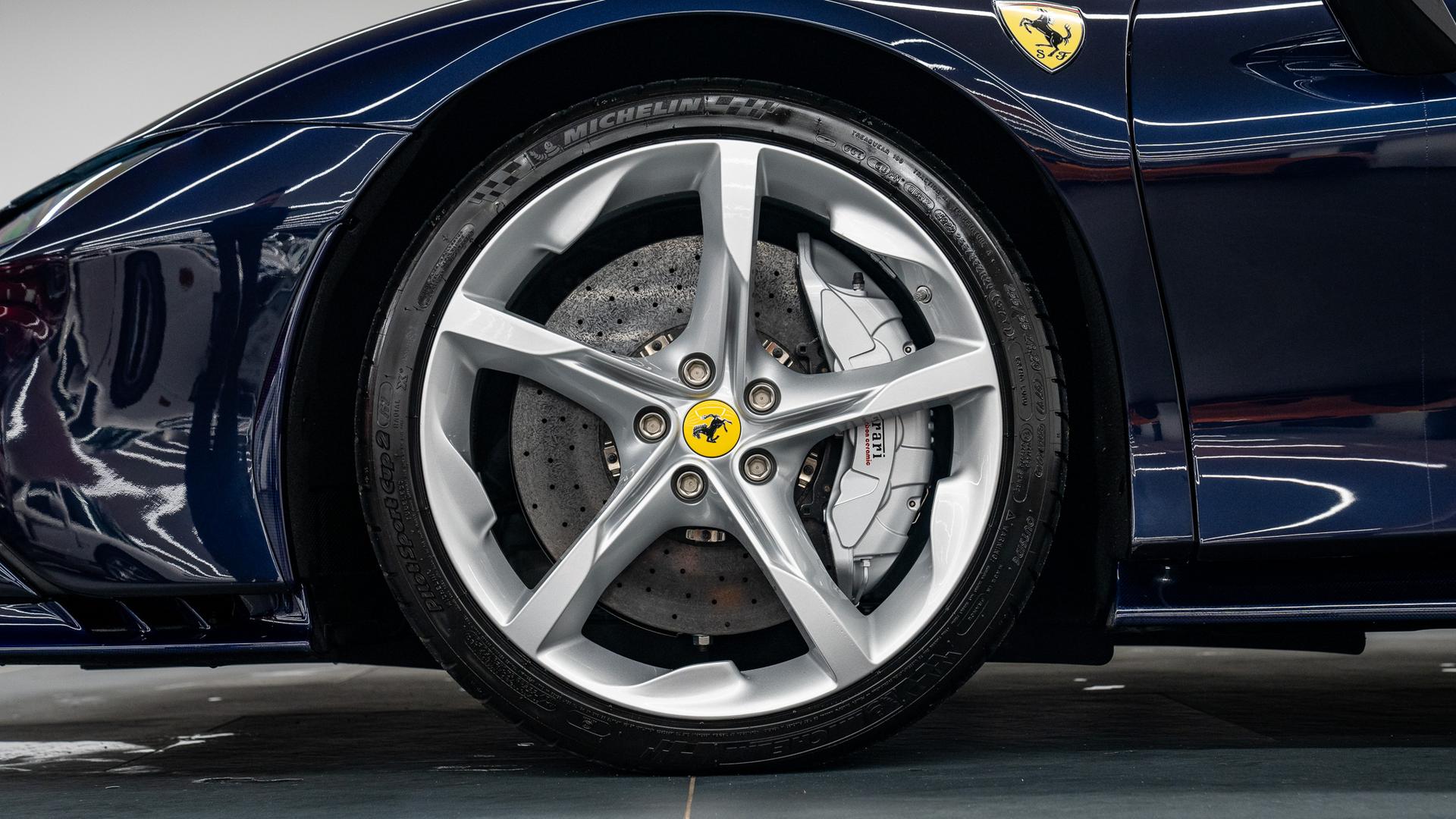 Ferrari SF90 Photo ca69fc7d-859f-4680-a29c-eb9d0af6fa26.jpg