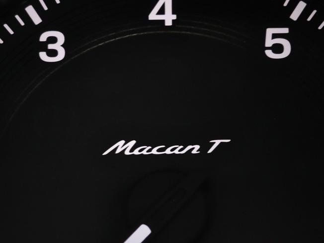 PORSCHE Macan Photo 42