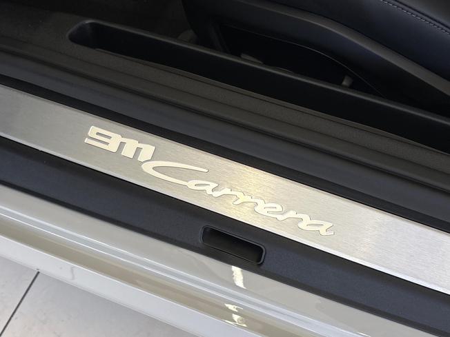 PORSCHE 911 Photo 30