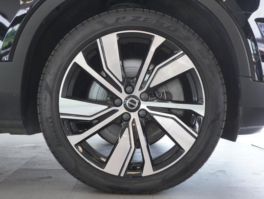 Volvo XC40 Photo ca783309-9d29-4be4-9204-dbc47c9c1523.jpg