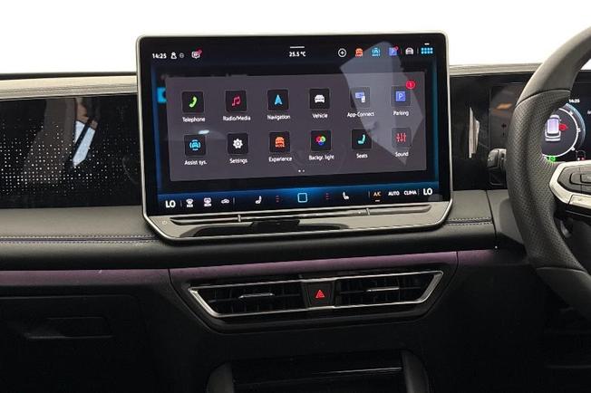 Volkswagen Tiguan Photo 12