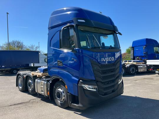 Iveco S-WAY Photo