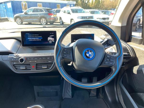 BMW i3 Photo ca99a774-17b0-4546-aa81-c0978a7d844c.jpg