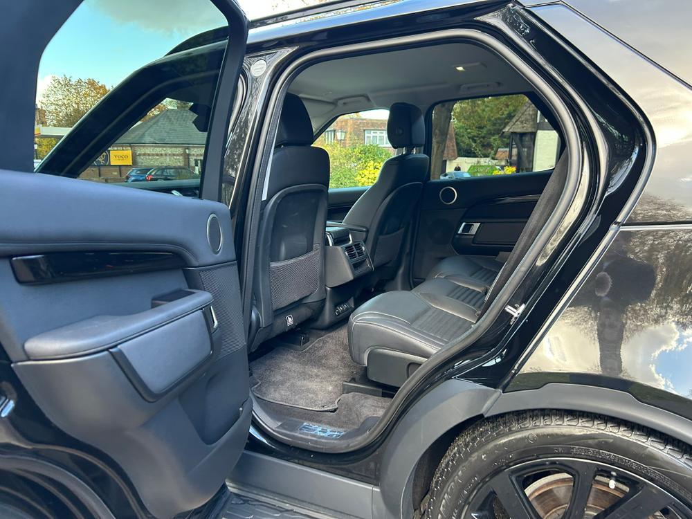 Used Land Rover Discovery YC24LPU 29