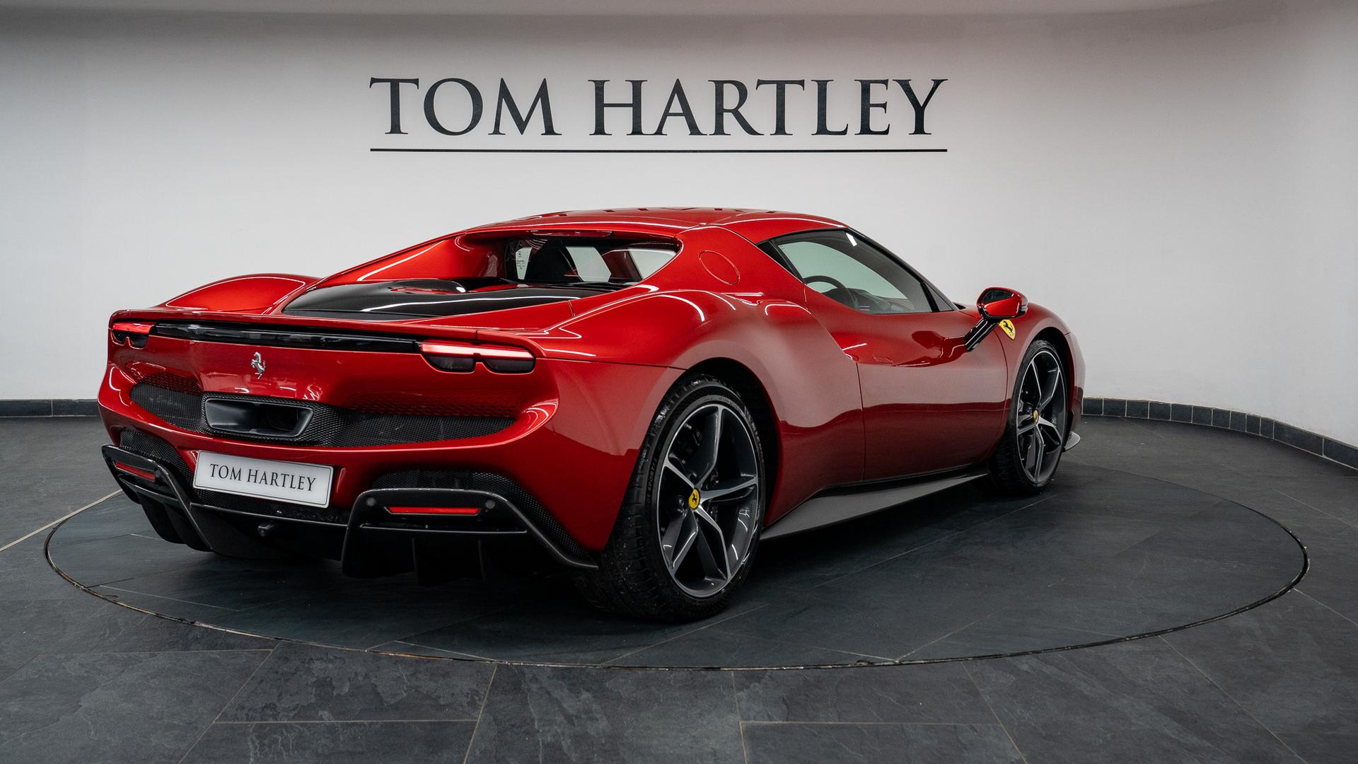 Ferrari 296 Photo cac35f2b-3100-4ef6-8c32-d3520fa9e968.jpg
