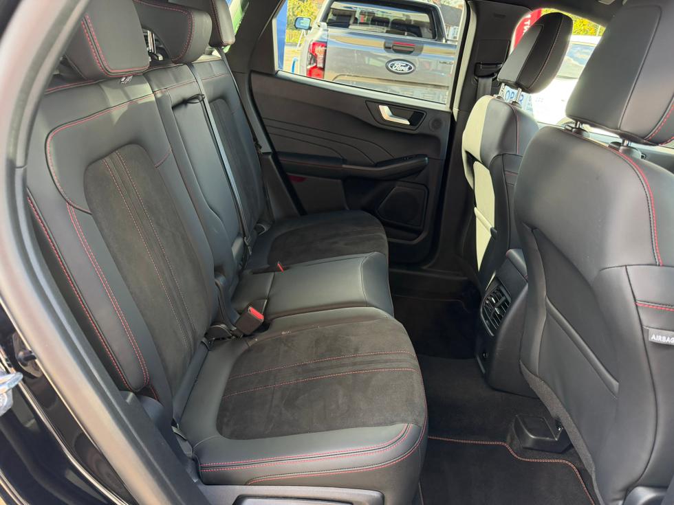 Ford Kuga Photo cac68107-600e-40fb-a518-c2dddd287ddb.JPEG