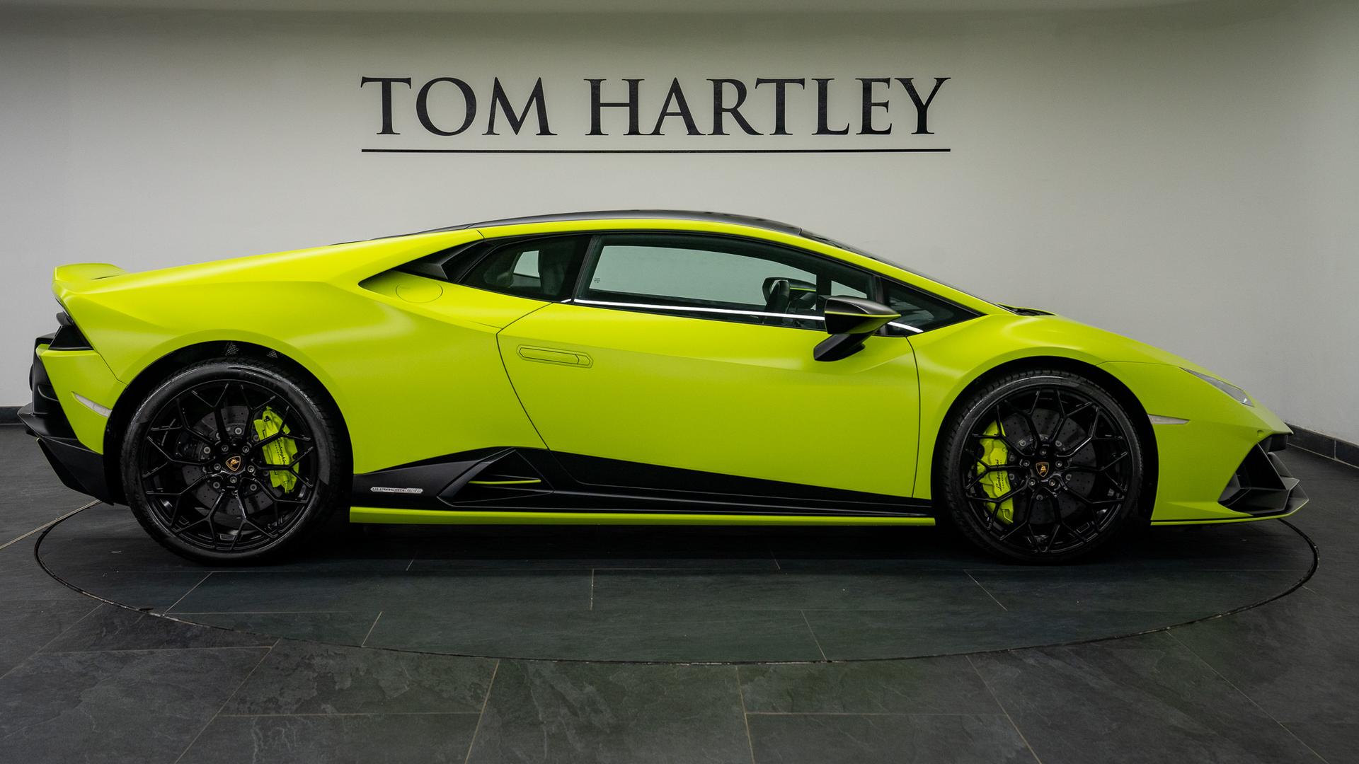 LAMBORGHINI Huracan Photo cadc6230-30e5-484c-8d48-4996c5ae7f55.jpg