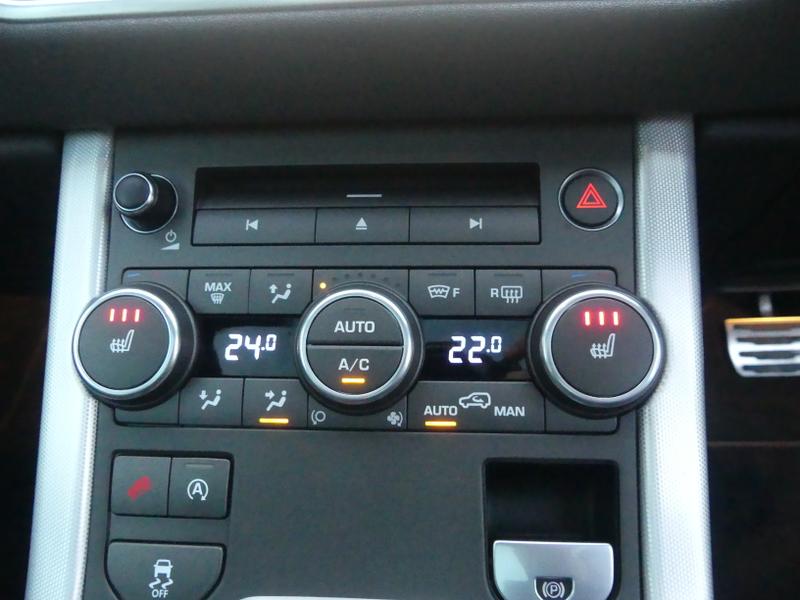 Land Rover Range Rover Evoque Photo cadfd9dc-317b-4618-a077-2c0260cf5a5d.jpg