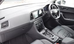 CUPRA ATECA Photo 11