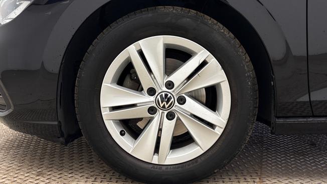 VOLKSWAGEN Golf Photo 5