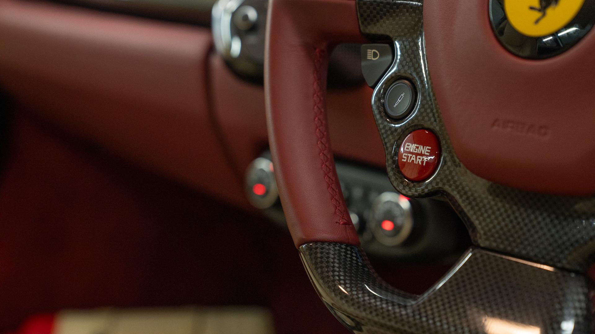 Ferrari 458 Photo caf989b7-4240-460d-8351-c5404a3e8237.jpg