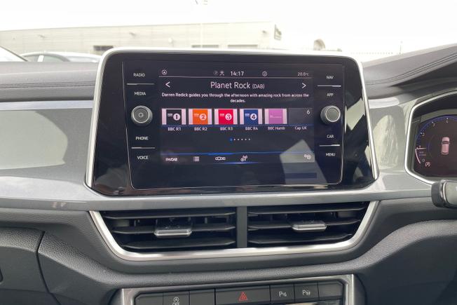 VOLKSWAGEN T-Roc Photo 10
