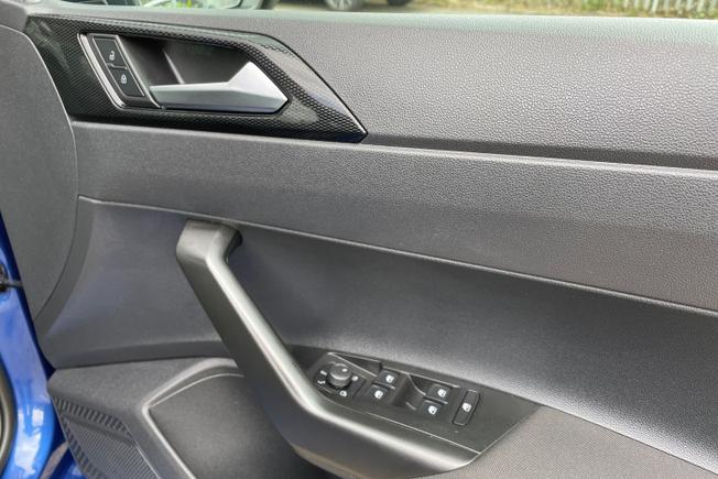 Volkswagen Polo Photo 23