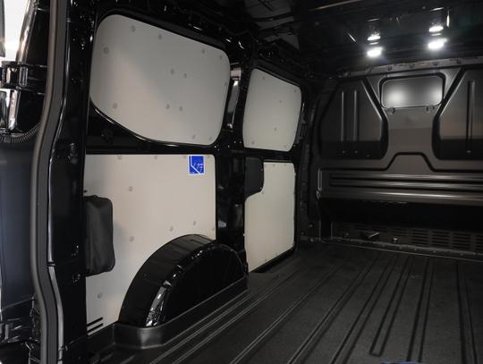 Ford E-Transit Custom Photo cb202809-7d02-4929-98b9-fc3c0acfa6ff.jpg
