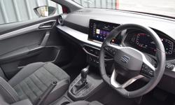 SEAT IBIZA Photo 2