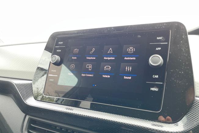 VOLKSWAGEN T-Cross Photo 15