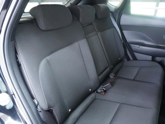 Hyundai KONA Photo cb5ec977-e8e1-40d5-8b61-8a8b1e050d7e.jpg