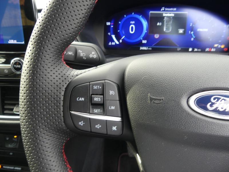 Ford Puma Photo cb6d94a4-bd10-48f7-86de-9874afecbff4.jpg